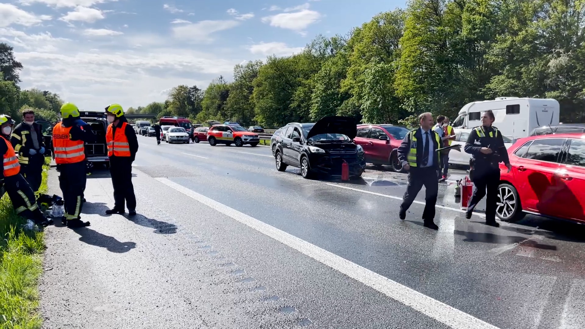 Massenkarambolage bei Starkregenschauer