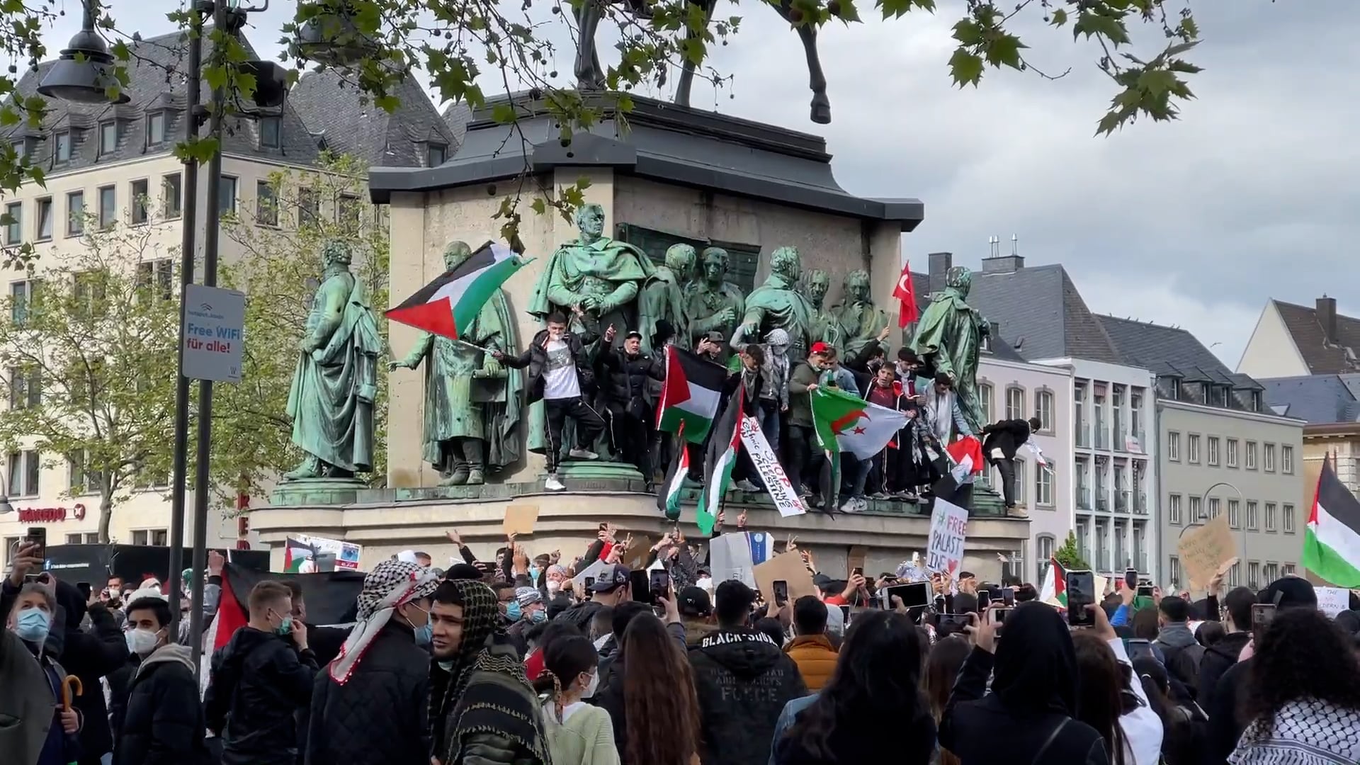 Polizei beendet Kölner Pro-Palästina-Demo vorzeitig