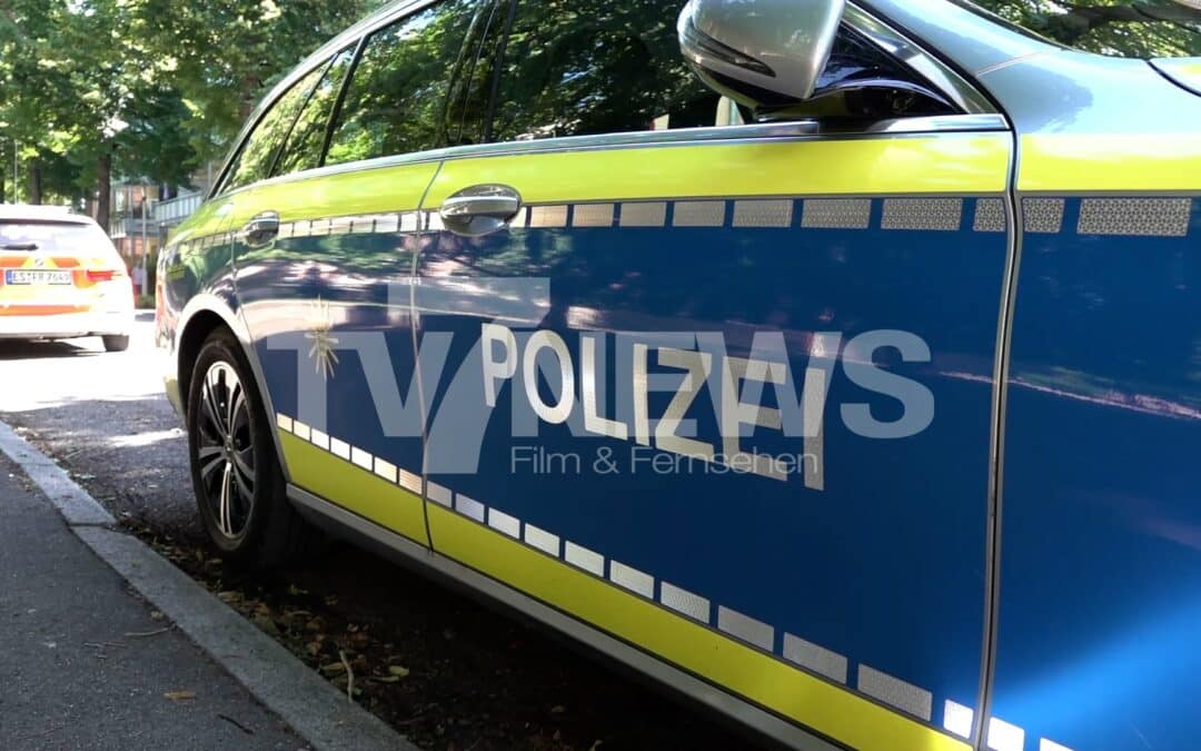 Esslingen: Mann greift Frau und Mädchen mit Messer an